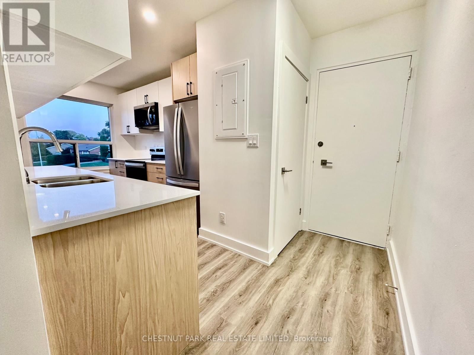 5 - 1 WINGREEN COURT Image 4