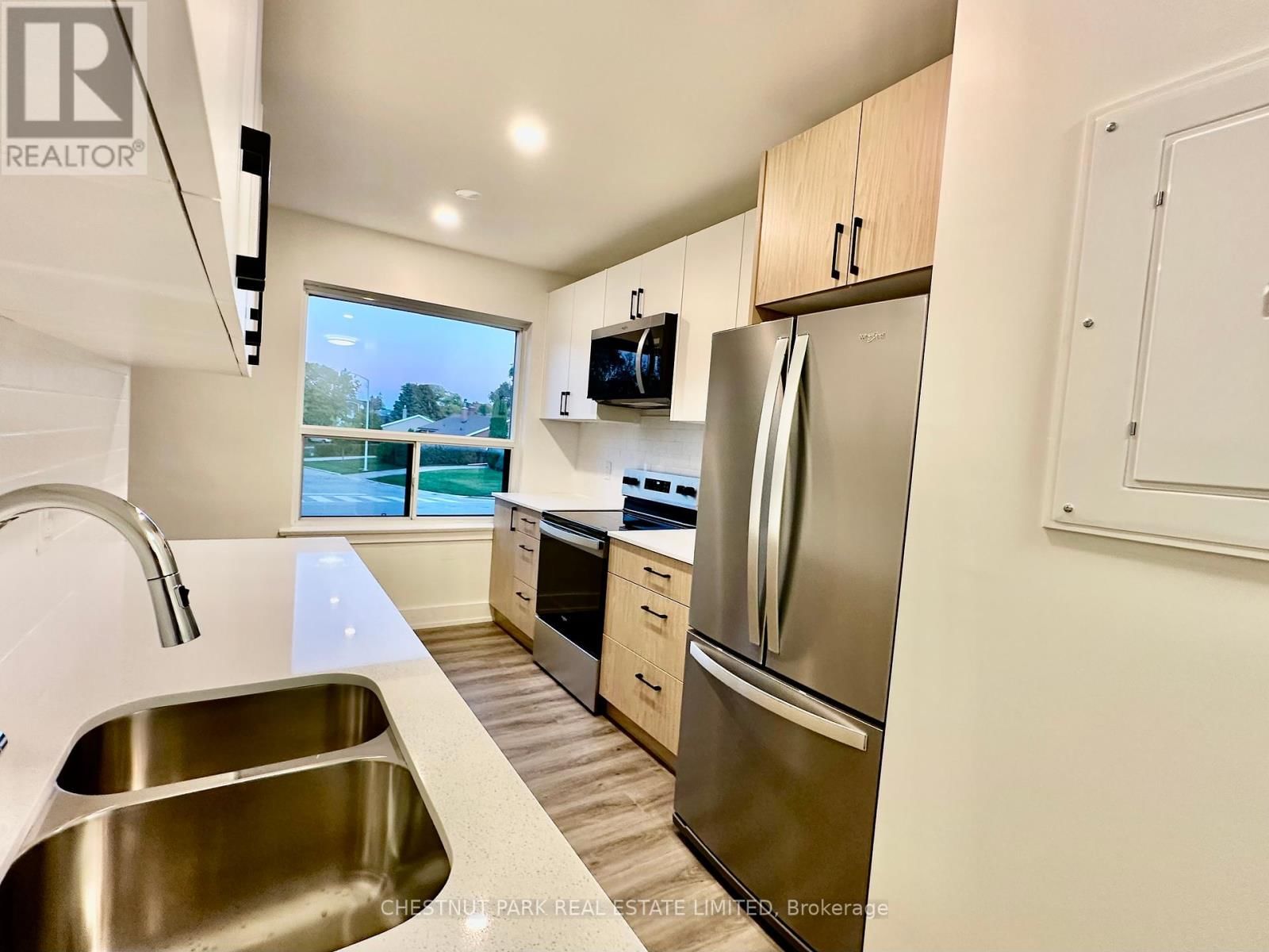 5 - 1 WINGREEN COURT Image 6