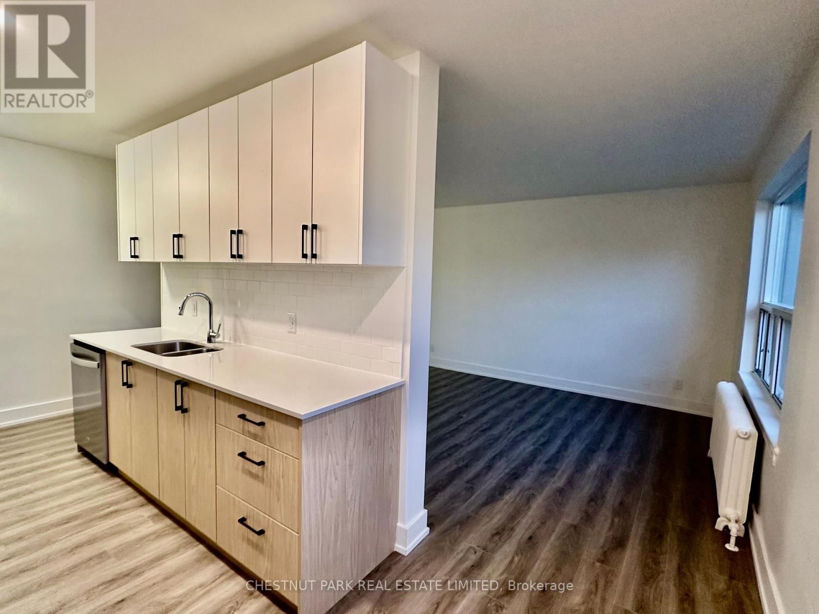 5 - 1 WINGREEN COURT Image 7