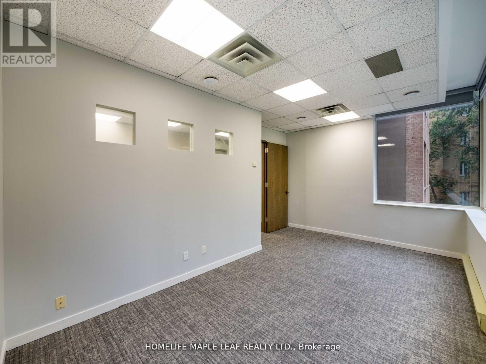 219 - 1033 BAY STREET Image 20