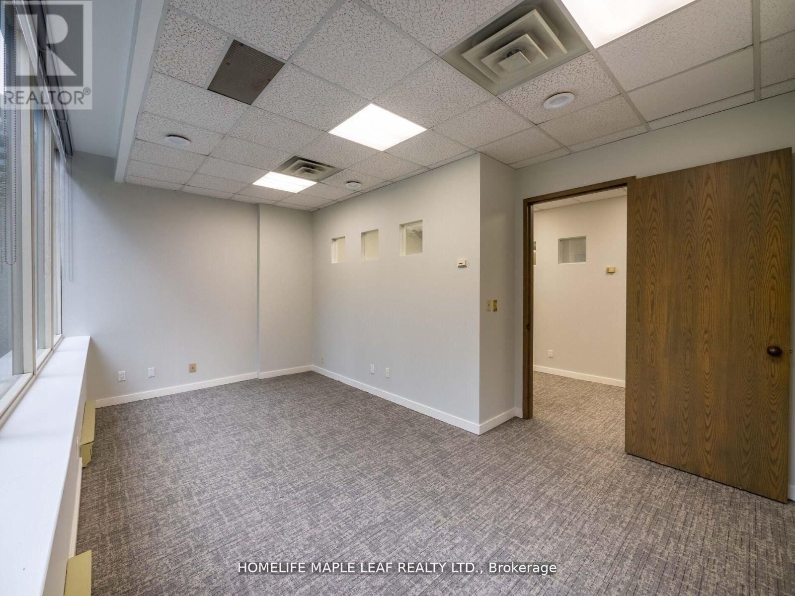 219 - 1033 BAY STREET Image 23