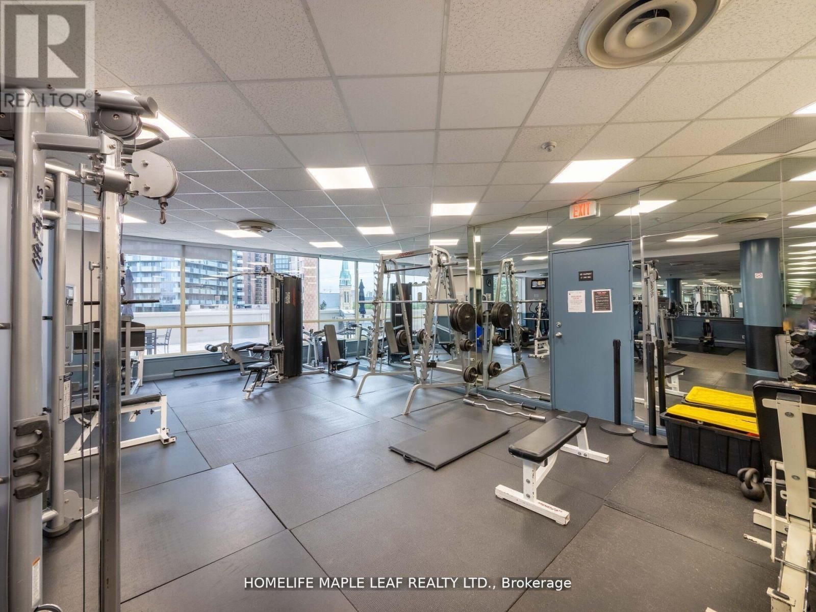 219 - 1033 BAY STREET Image 34