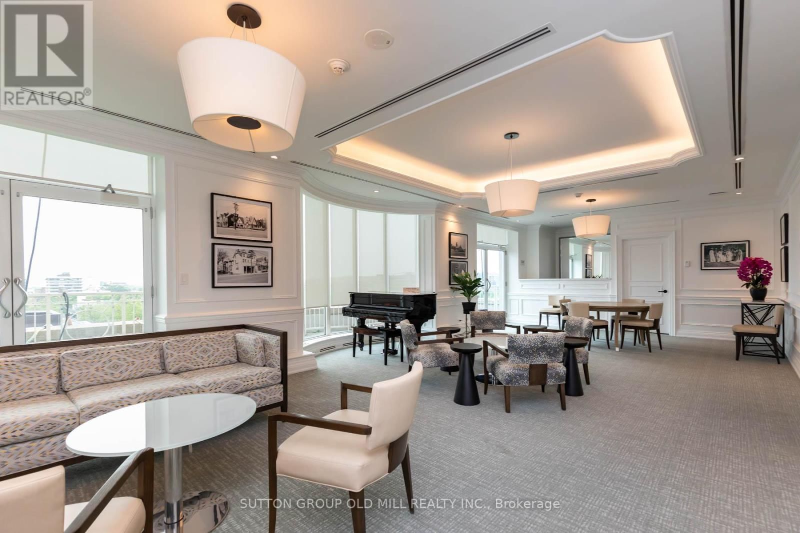 700 - 38 AVENUE ROAD Image 39