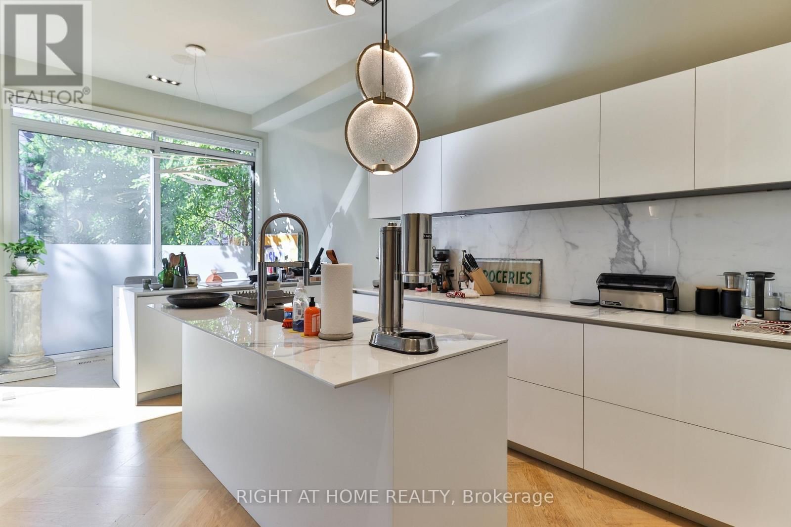 18 MITCHELL AVENUE Image 2