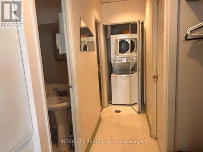 Image #1 of Commercial for Sale at Sheppard, Toronto , Ontario