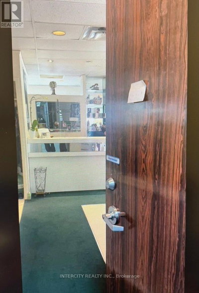 Image #1 of Commercial for Sale at Sheppard, Toronto , Ontario