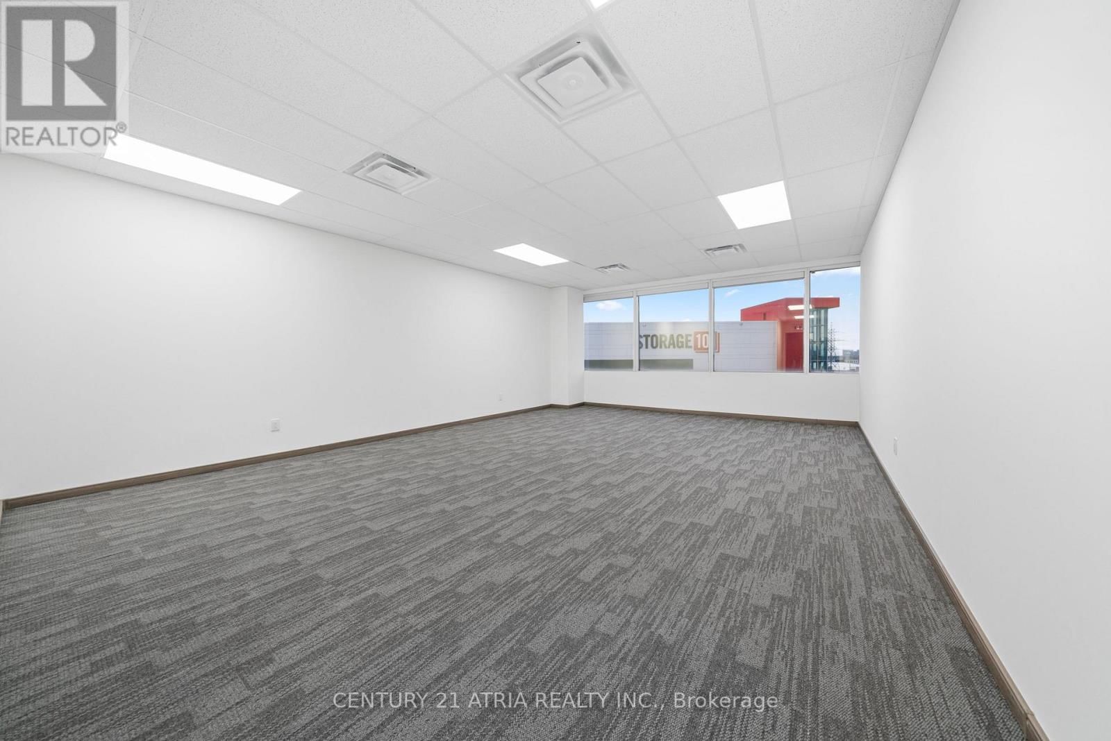 618 - 105 GORDON BAKER ROAD Image 17