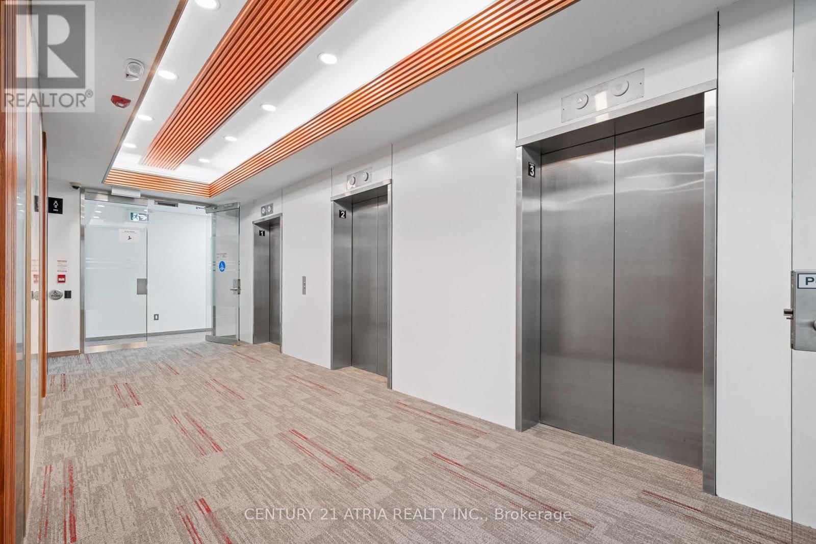 618 - 105 GORDON BAKER ROAD Image 8