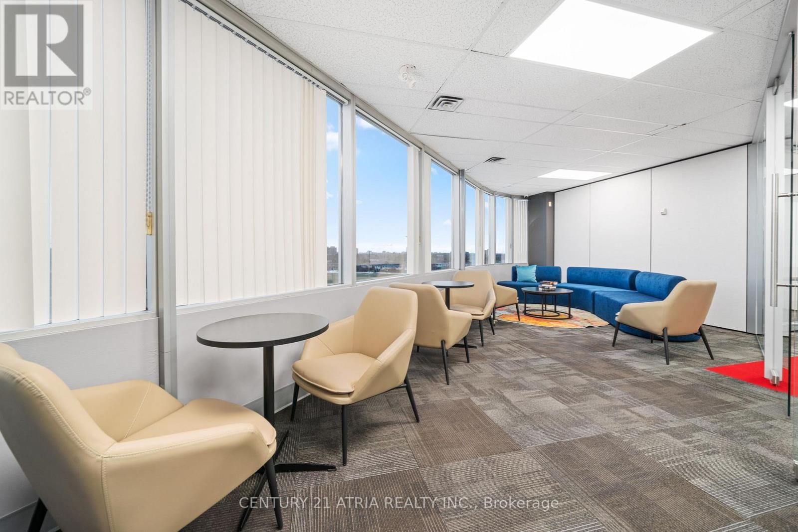 618 - 105 GORDON BAKER ROAD Image 4