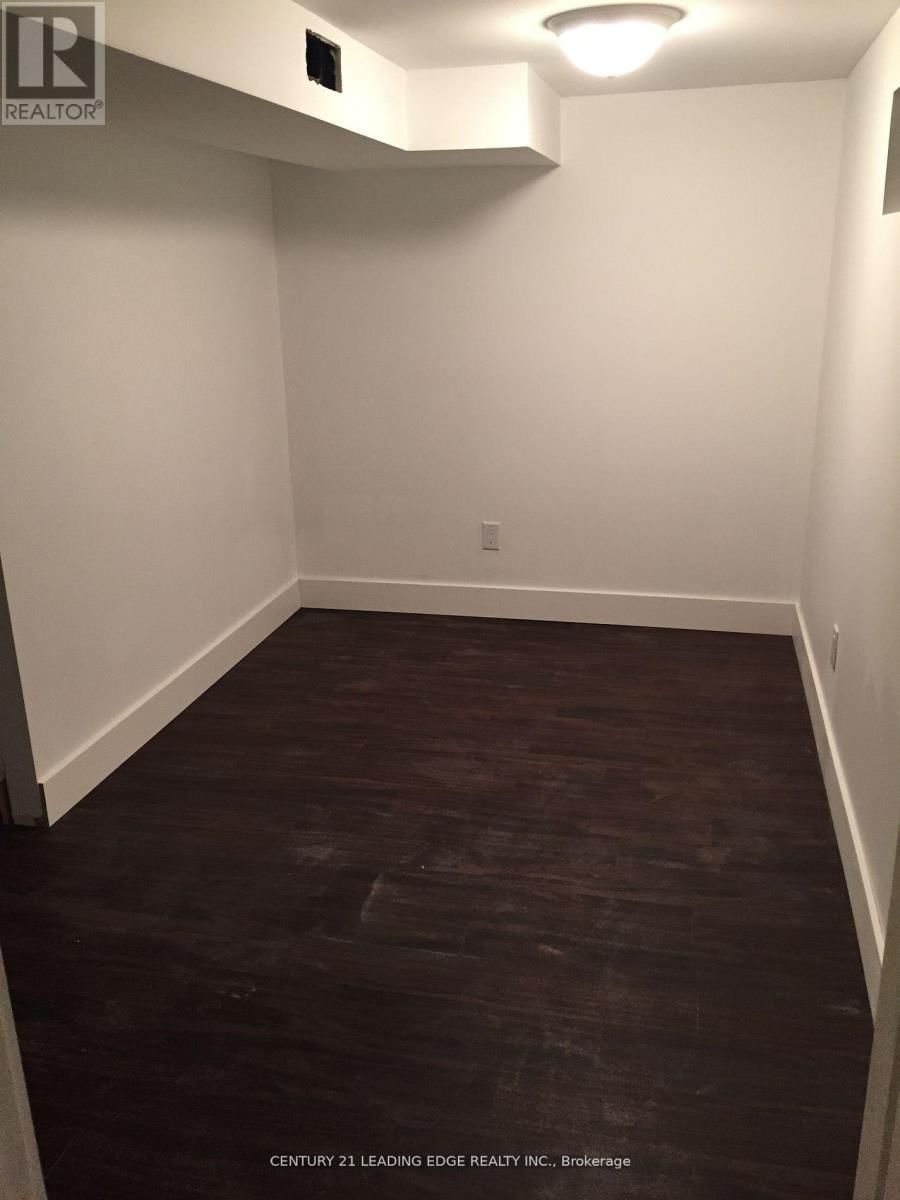 360A LAWRENCE AVENUE WEST Image 11