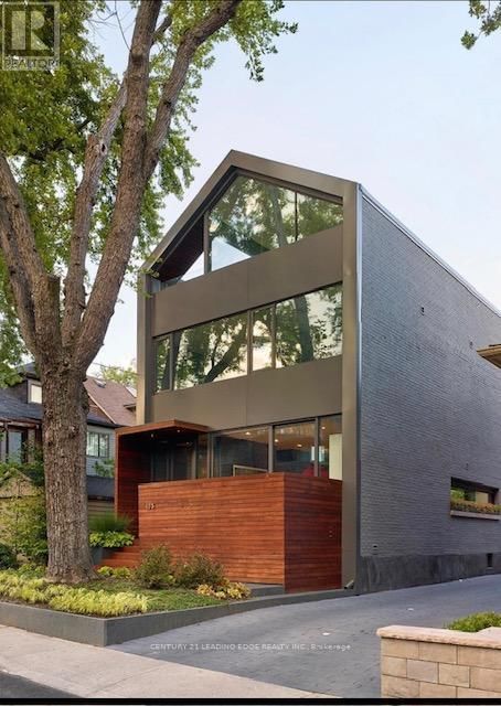 360A LAWRENCE AVENUE WEST Image 17