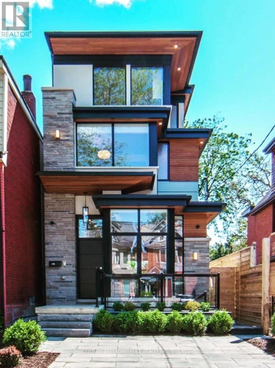 360A LAWRENCE AVENUE WEST Image 4