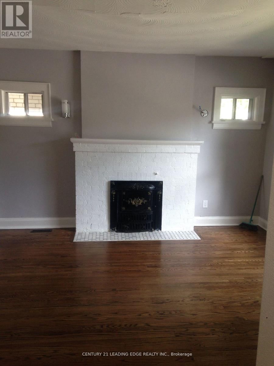 360A LAWRENCE AVENUE WEST Image 7