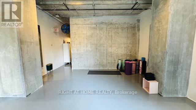 210 - 334 ADELAIDE STREET WEST Image 8