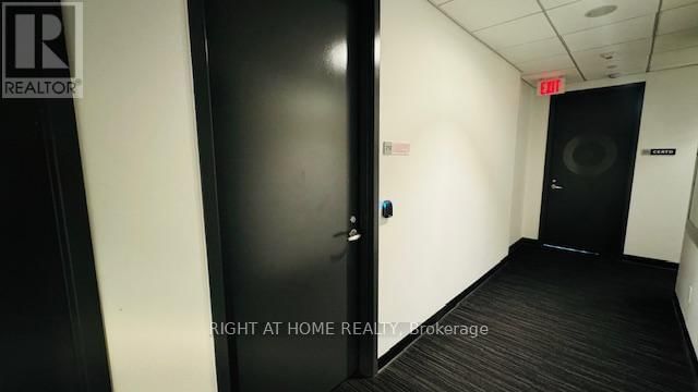 210 - 334 ADELAIDE STREET WEST Image 9