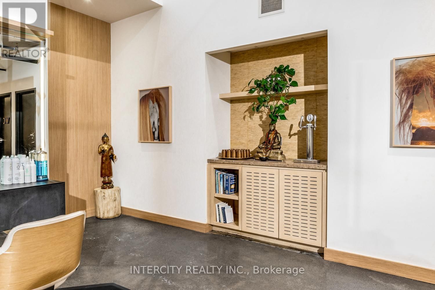 102 - 277 DAVENPORT ROAD Image 10