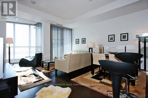 2611 - 218 QUEENS QUAY WEST Image 16