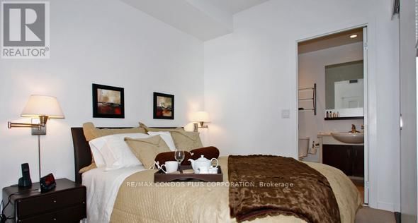 2611 - 218 QUEENS QUAY WEST Image 29