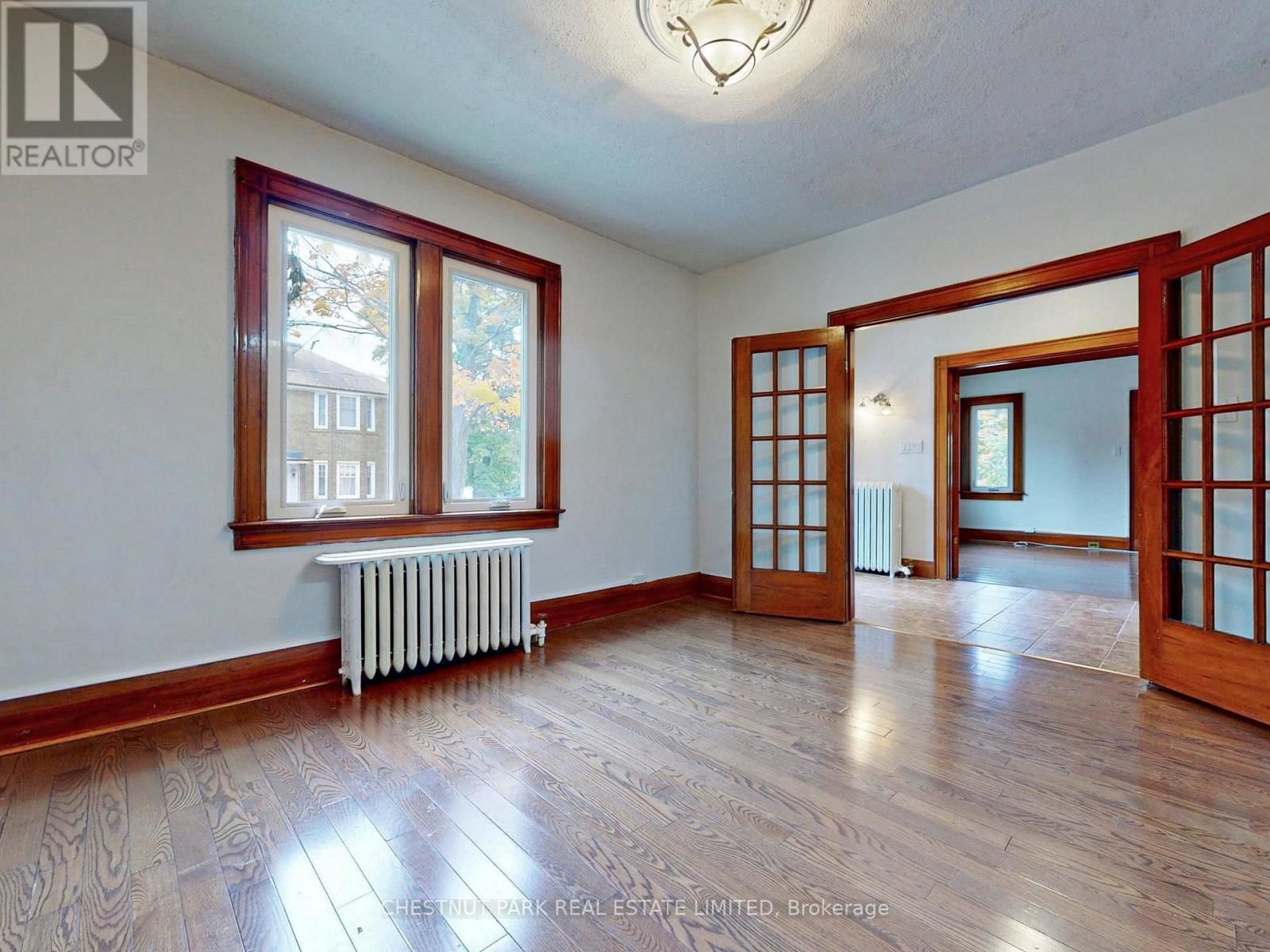 114 COLIN AVENUE Image 14