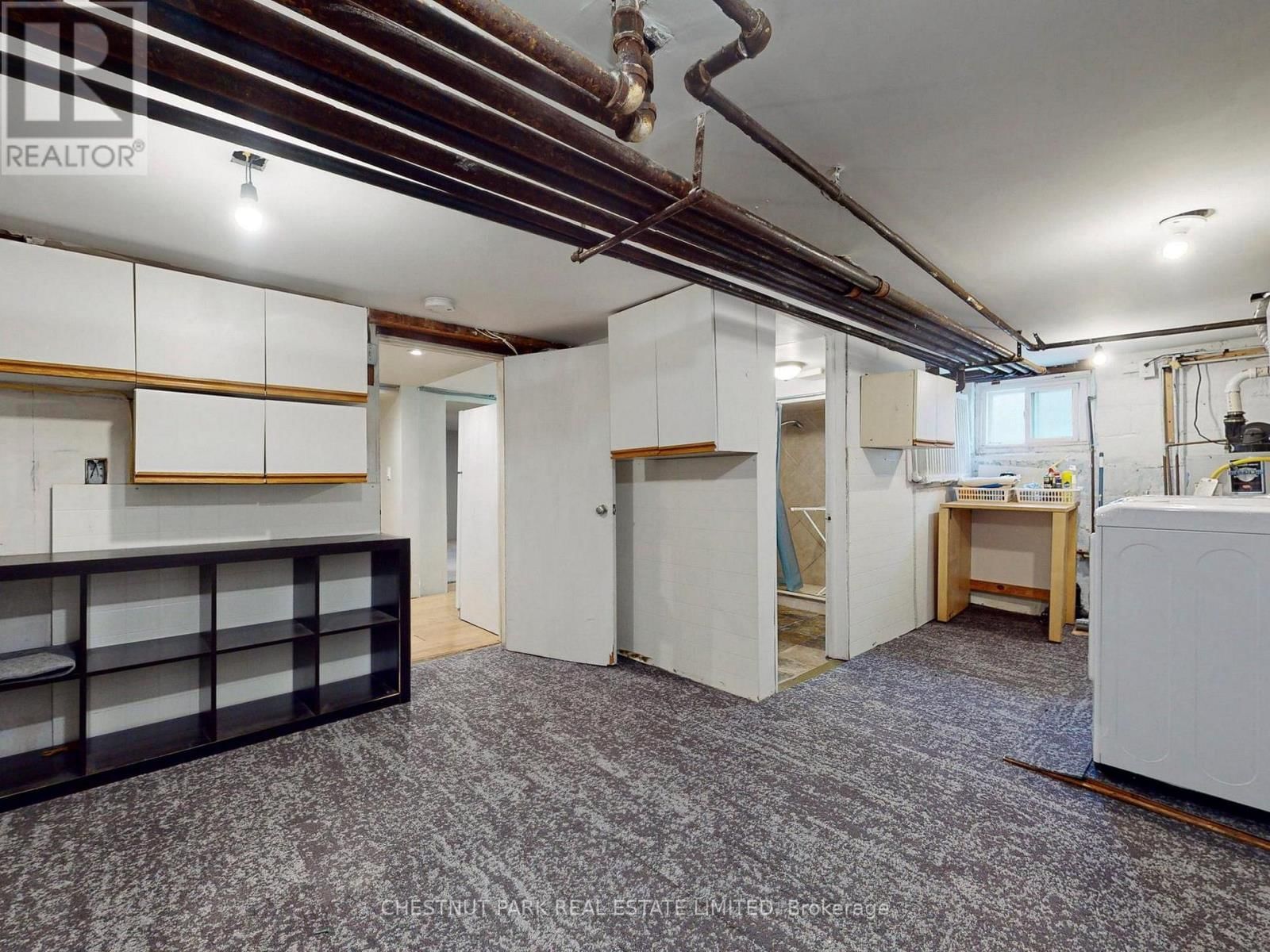 114 COLIN AVENUE Image 45