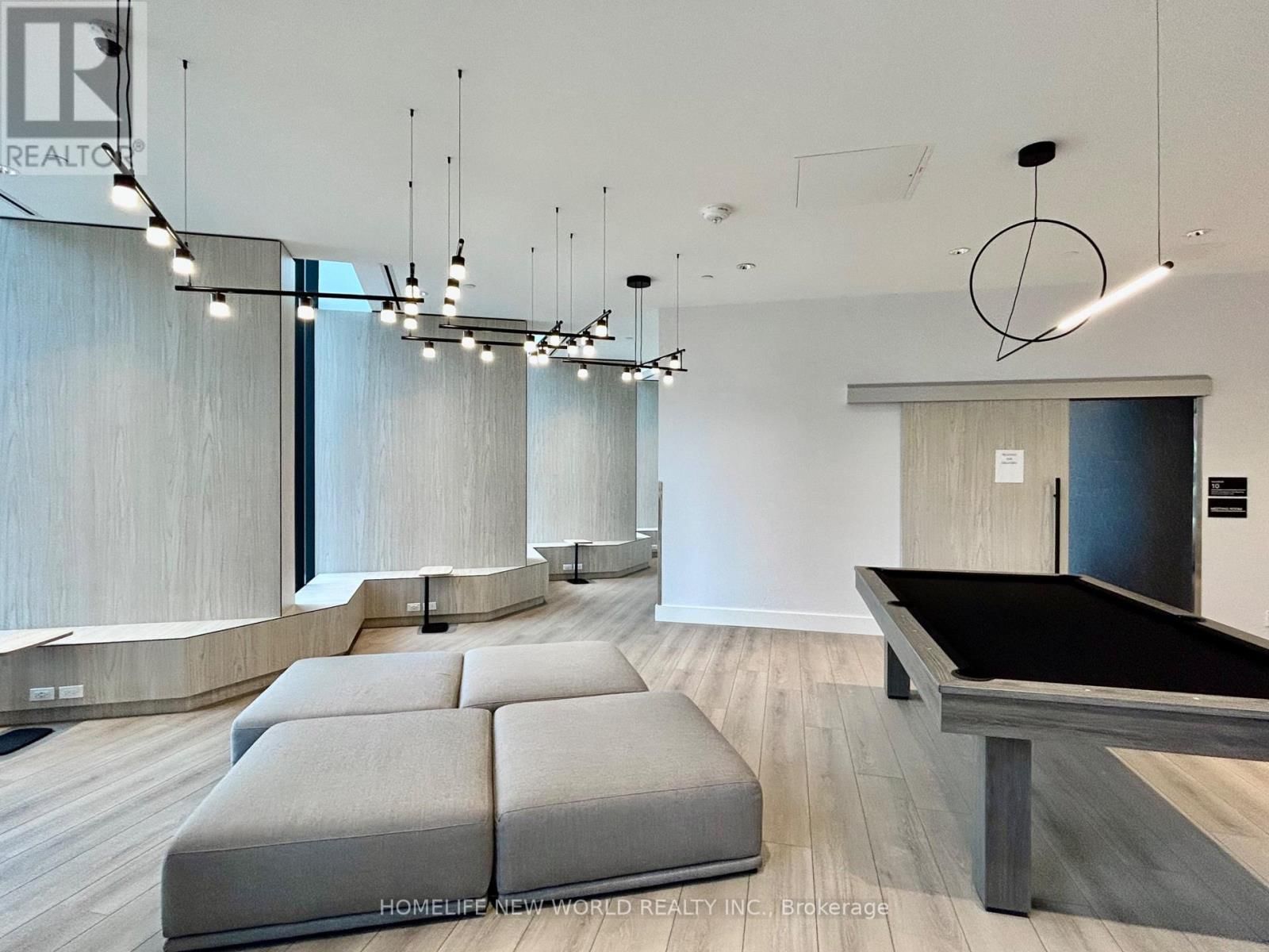 611 - 30 TRETTI WAY Image 11