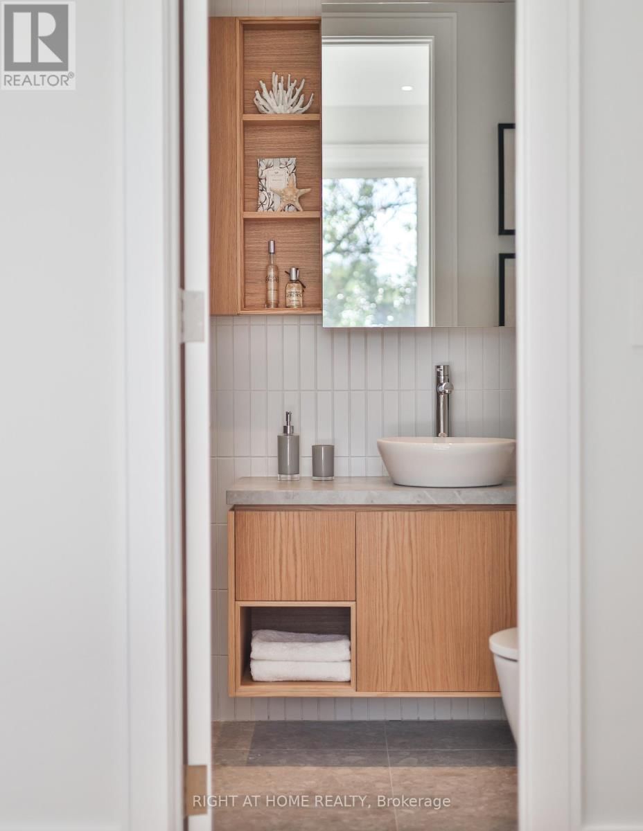 444 ROXTON ROAD Image 15