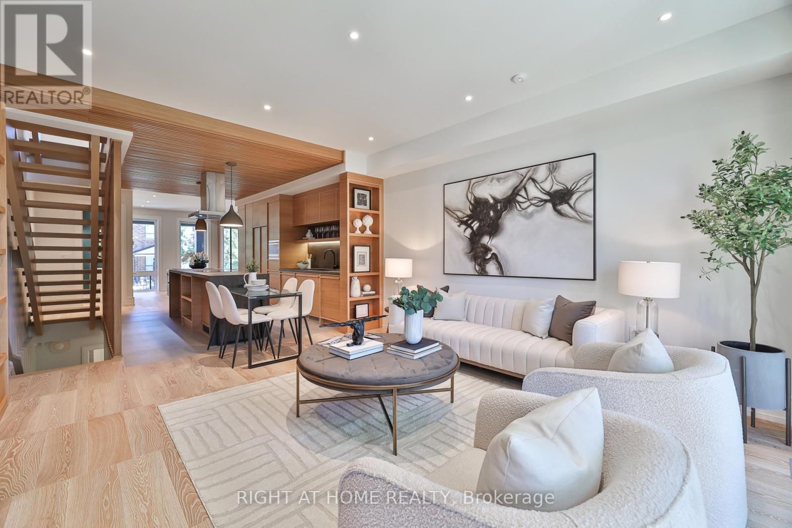 444 ROXTON ROAD Image 3