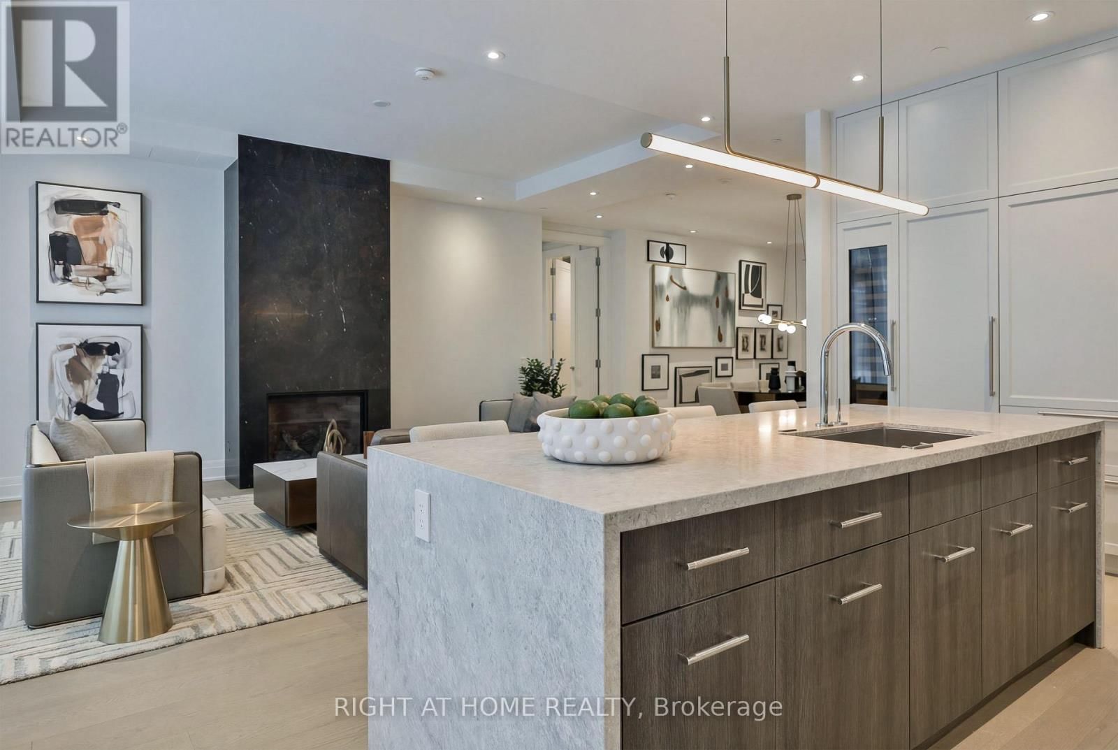 10 PRINCE ARTHUR AVENUE Image 13