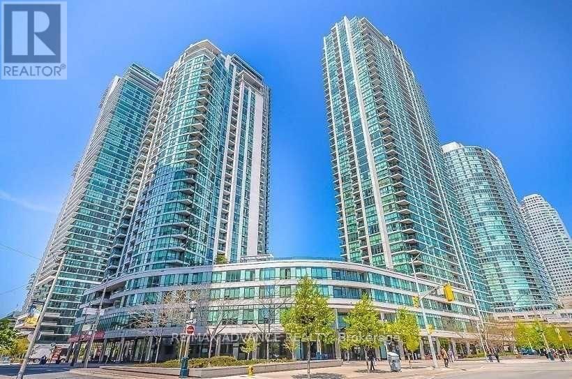 2007 - 12 YONGE STREET Image 19