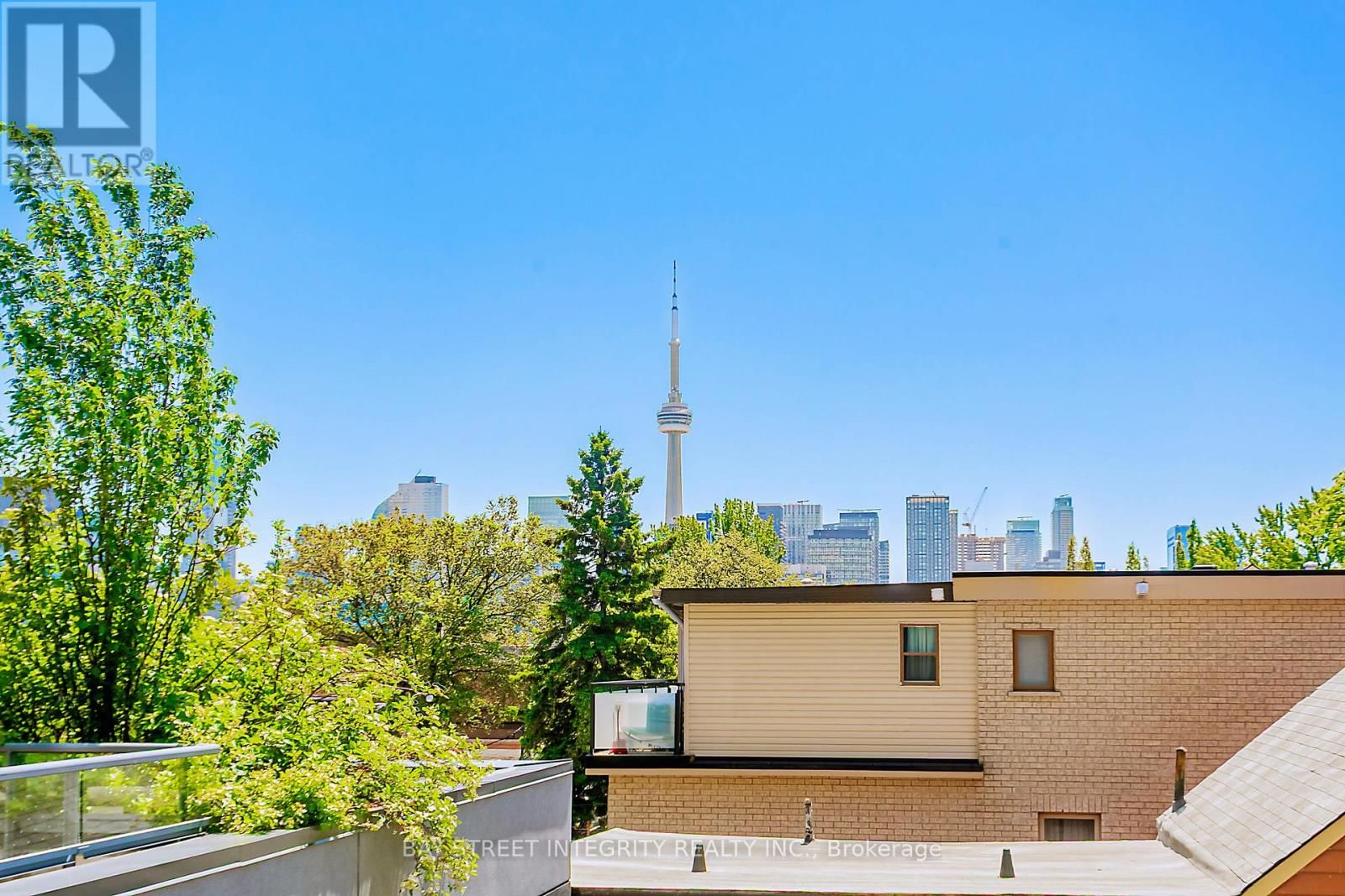 201 - 181 HURON STREET Image 19