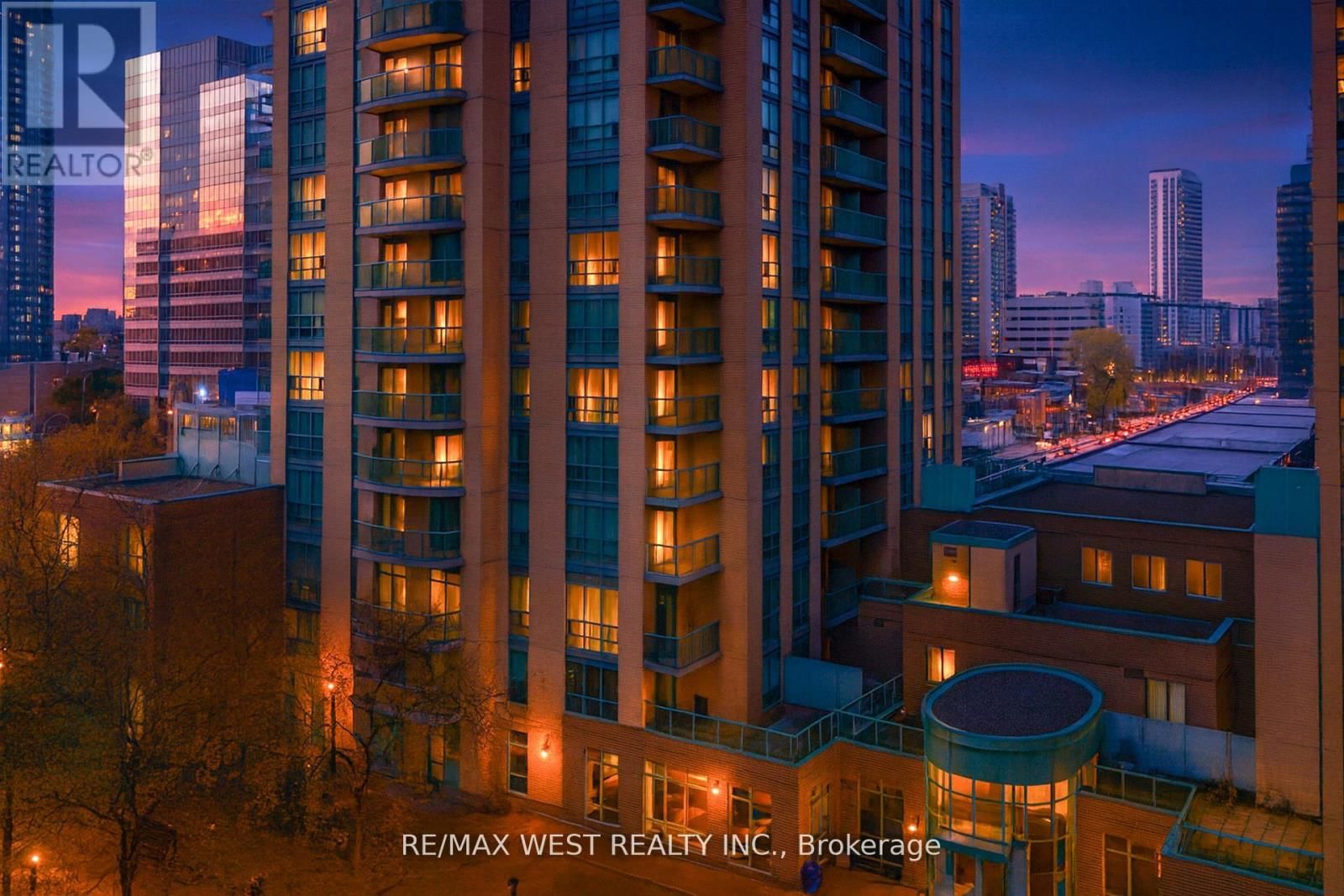 216 - 22 OLIVE AVENUE Image 2