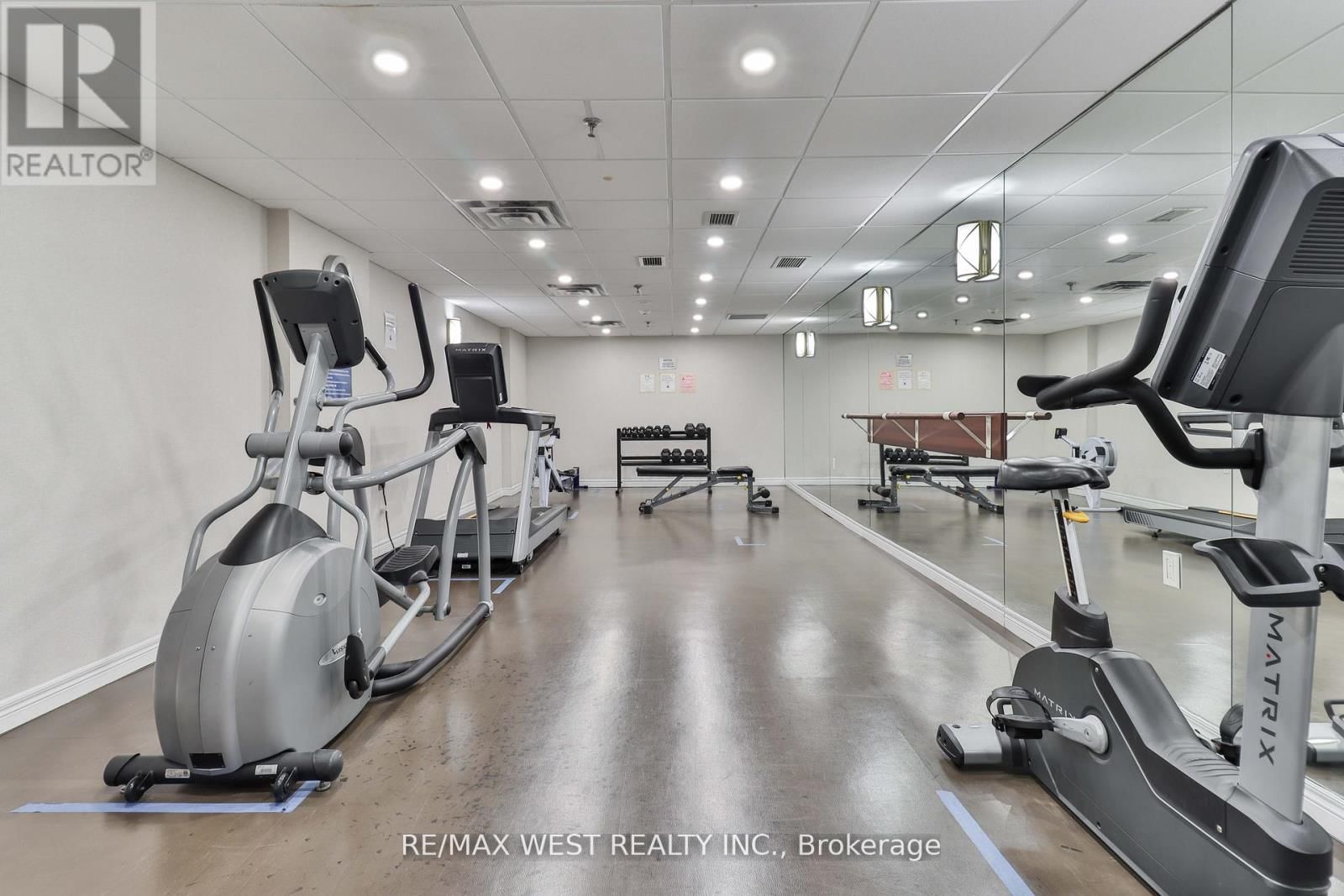 216 - 22 OLIVE AVENUE Image 22