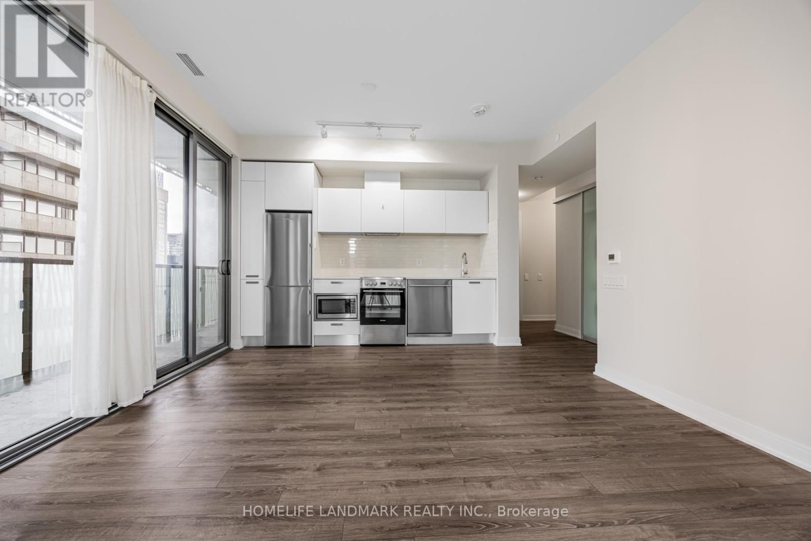 2305 - 50 CHARLES STREET EAST Image 19