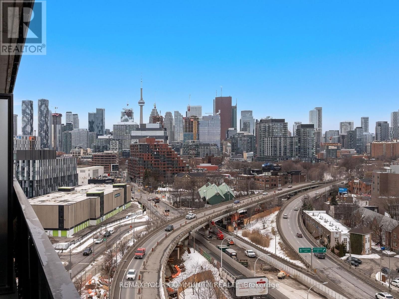 1108 - 21 LAWREN HARRIS SQUARE Image 16