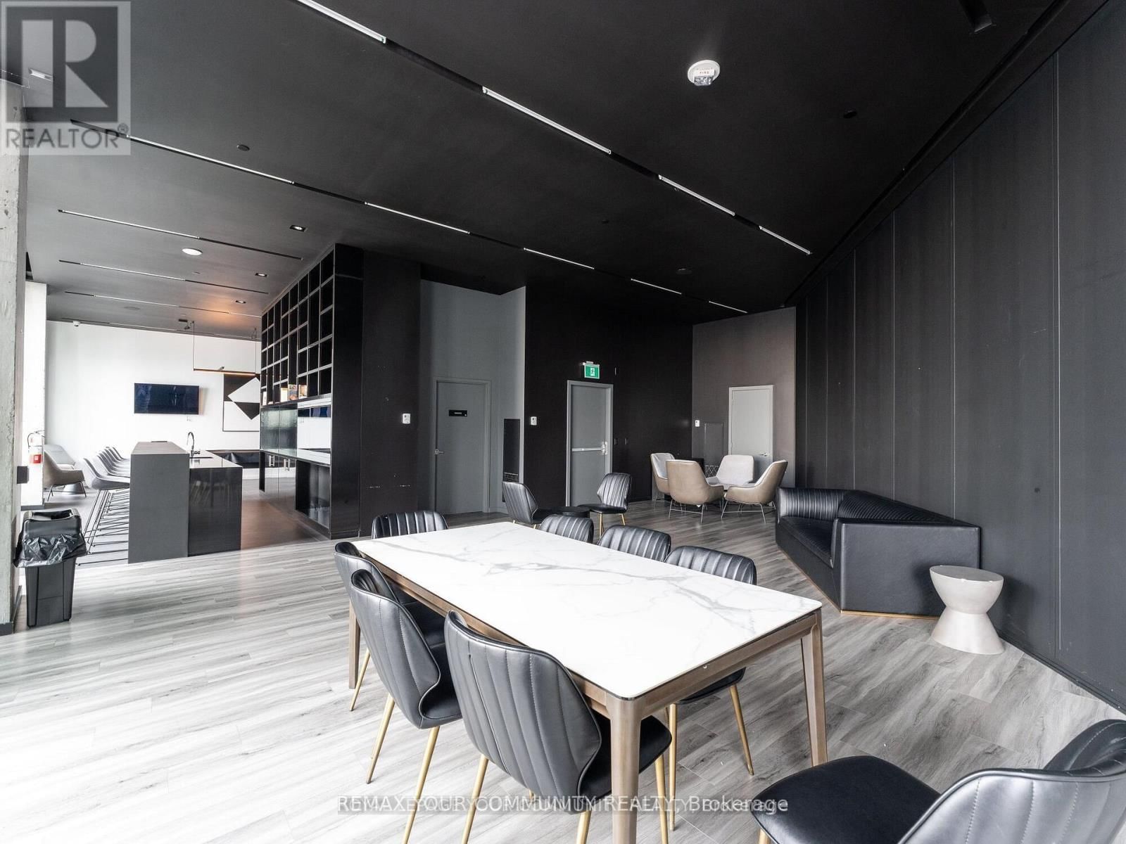 1108 - 21 LAWREN HARRIS SQUARE Image 19