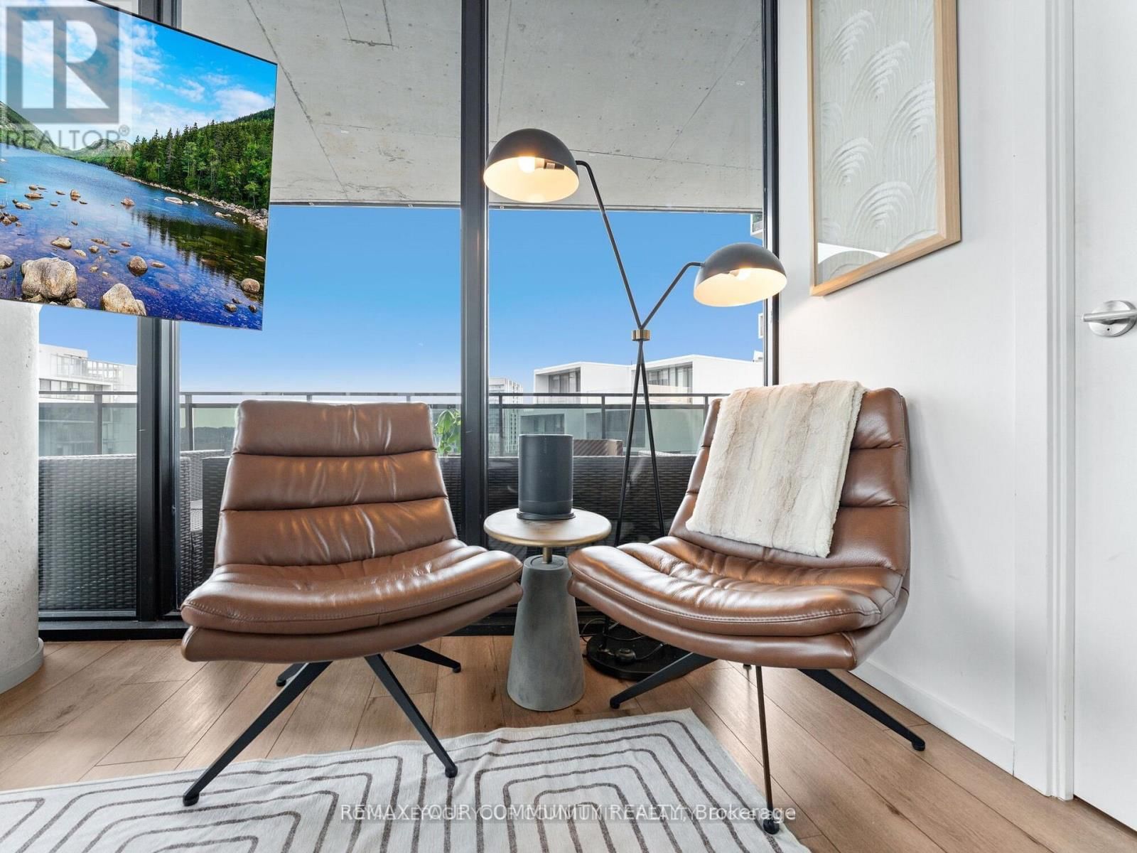 1108 - 21 LAWREN HARRIS SQUARE Image 7