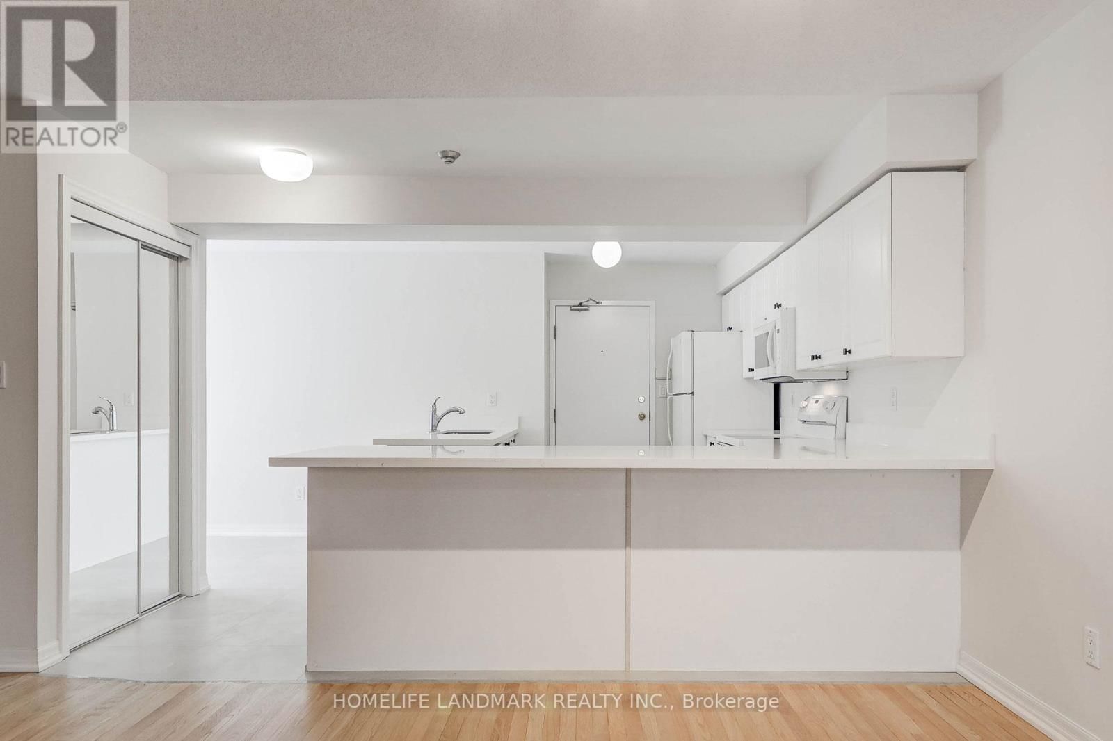 19 - 118 FINCH AVENUE WEST Image 17