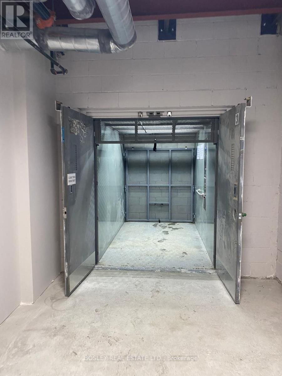 208 - 45 INDUSTRIAL STREET Image 12