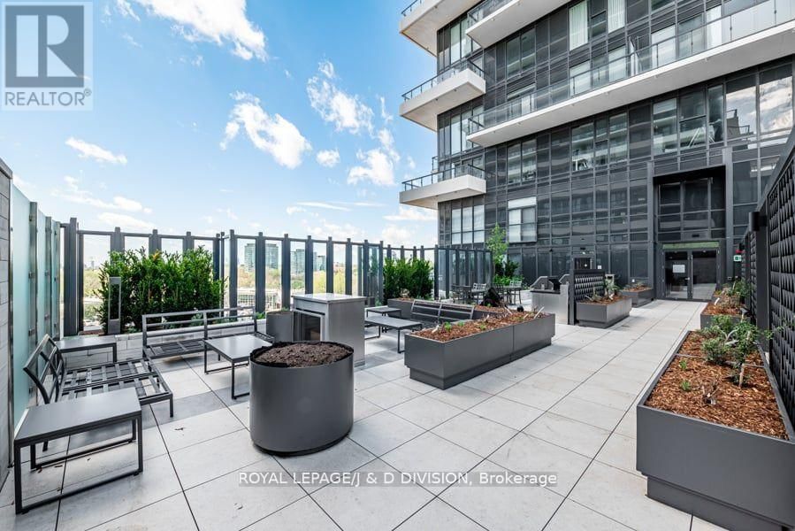 4301 - 30 INN ON THE PARK DRIVE Image 20