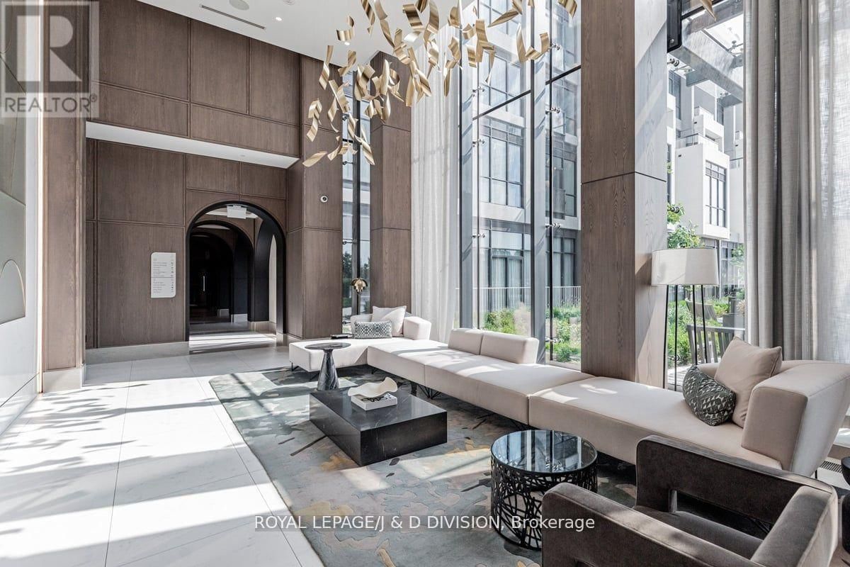 4301 - 30 INN ON THE PARK DRIVE Image 4