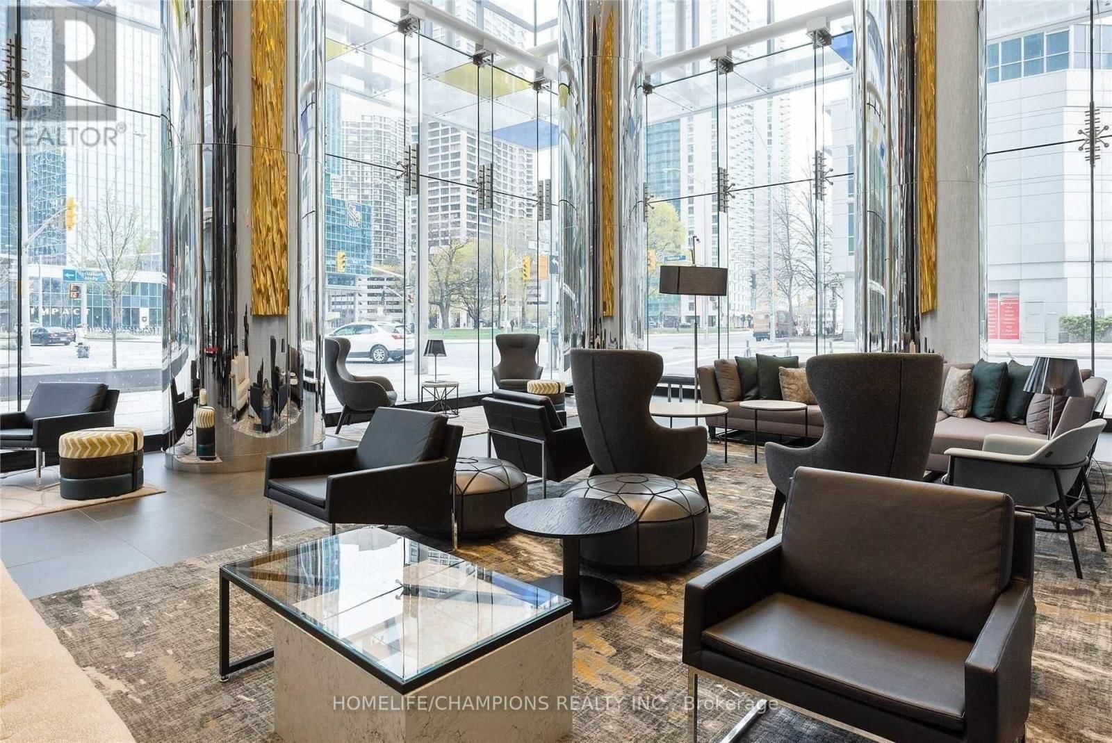 3710 - 10 YORK STREET Image 30