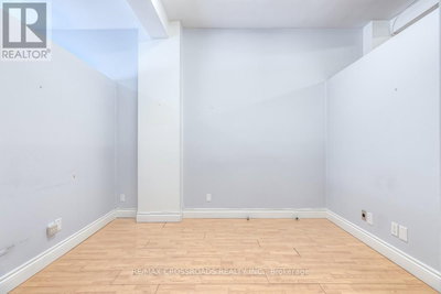 Image #1 of Commercial for Sale at Avenue, Toronto , Ontario