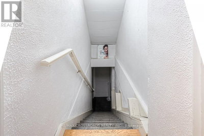 Image #1 of Commercial for Sale at Avenue, Toronto , Ontario