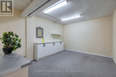 Image #1 of Commercial for Sale at Avenue, Toronto , Ontario