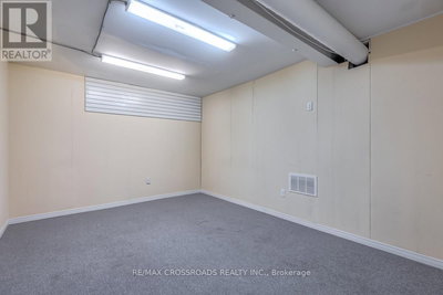 Image #1 of Commercial for Sale at Avenue, Toronto , Ontario