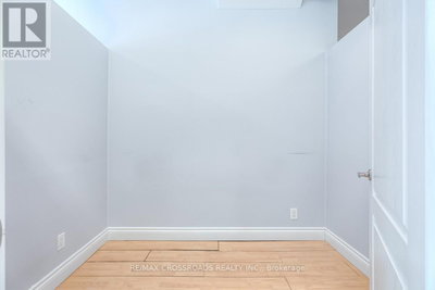 Image #1 of Commercial for Sale at Avenue, Toronto , Ontario