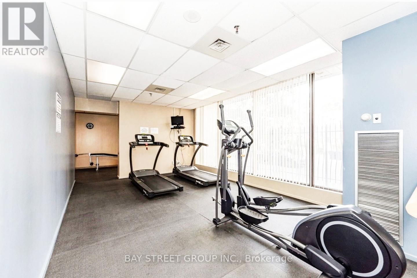 Ph 01 - 117 GERRARD STREET EAST Image 16