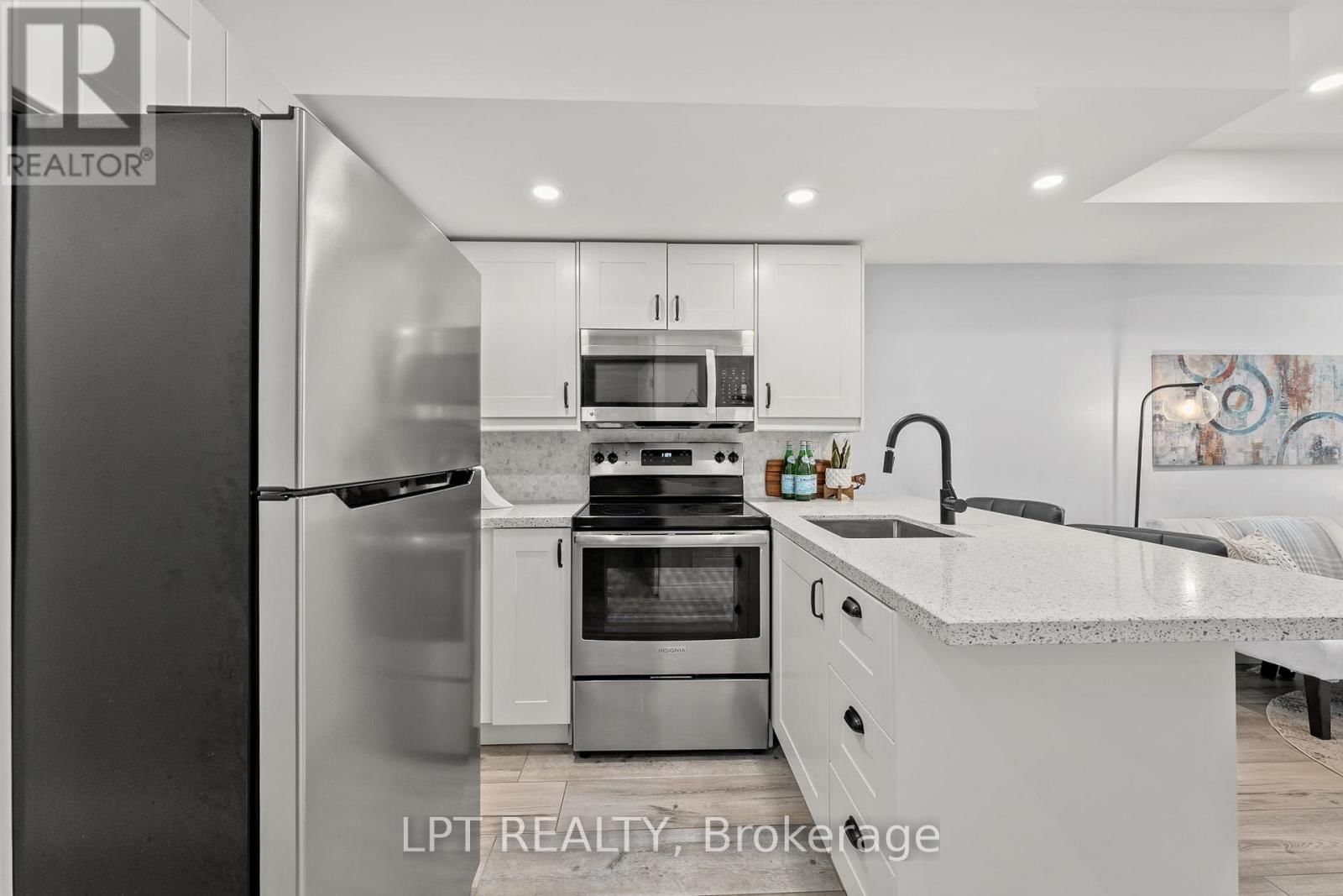 29 GRACE STREET Image 31