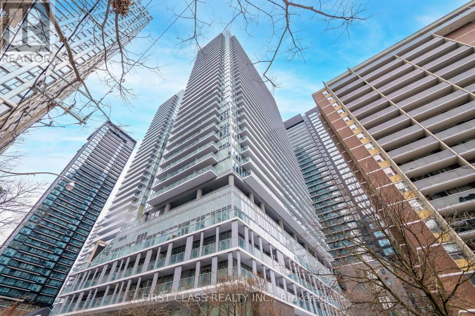 1615 - 195 REDPATH AVENUE Image 3