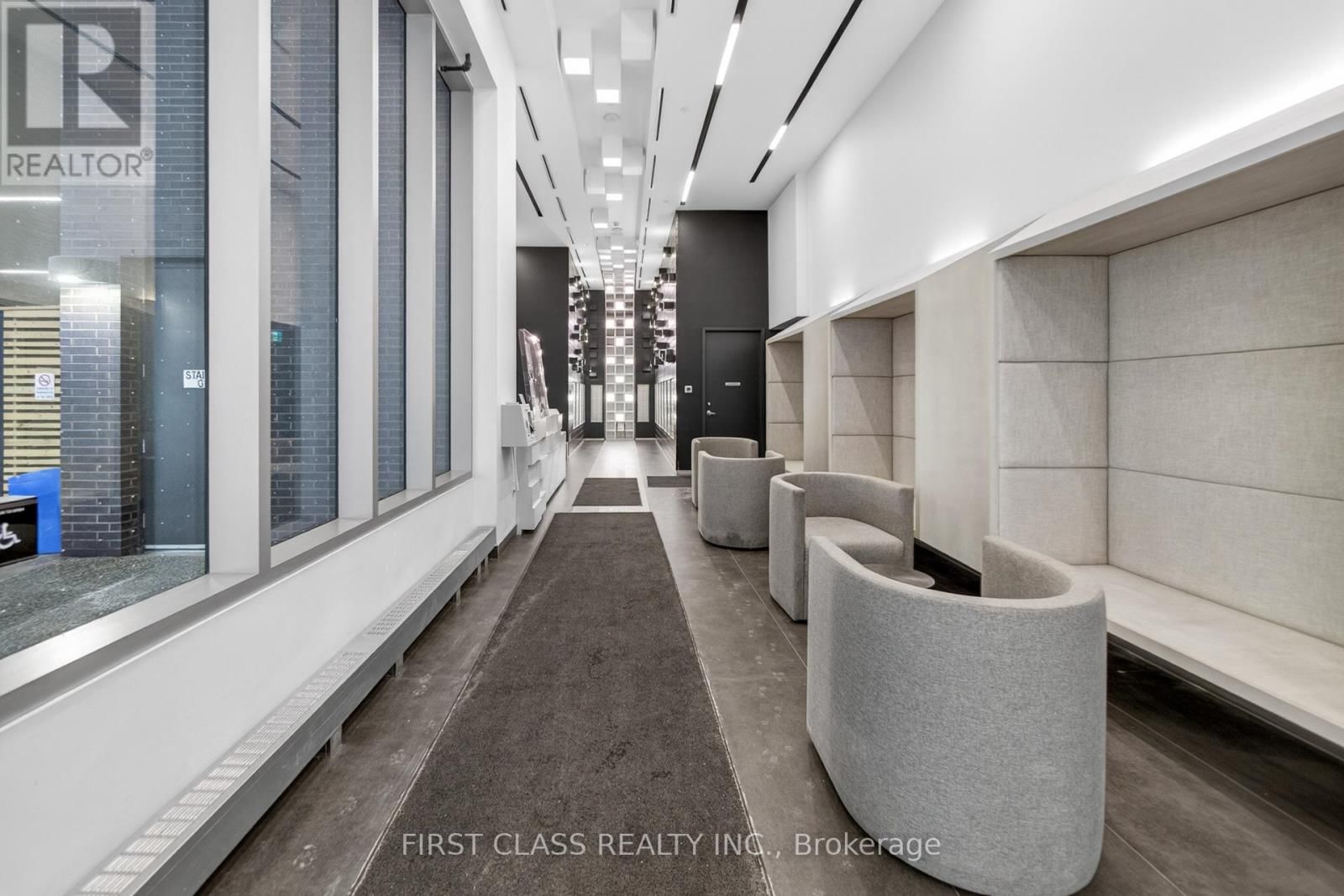 1615 - 195 REDPATH AVENUE Image 5